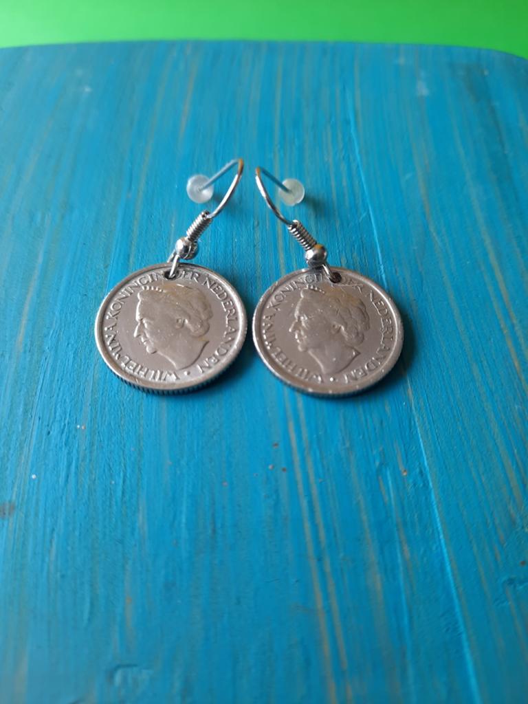 Wilhelmina Kwartjes Oorbellen, Ophalen of Verzenden, Zo goed als nieuw, Zilver, Overige materialen