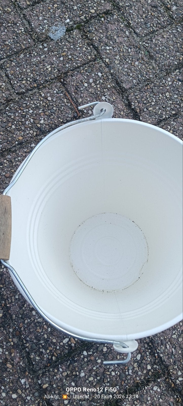 Witte metalen emmer met houten handvat, Ophalen, Zo goed als nieuw, Wit, Metaal