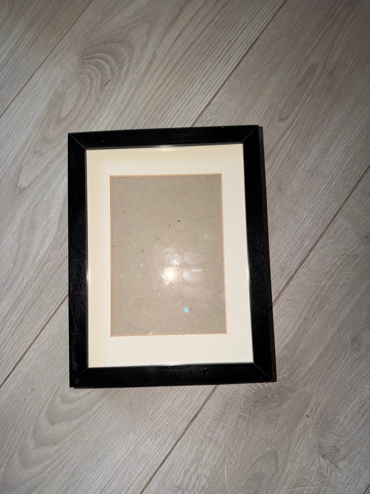 Zwarte fotolijst met passe-partout - meerdere stuks beschikb, Huis en Inrichting, Gebruikt, Ophalen of Verzenden, Fotolijst, Hout