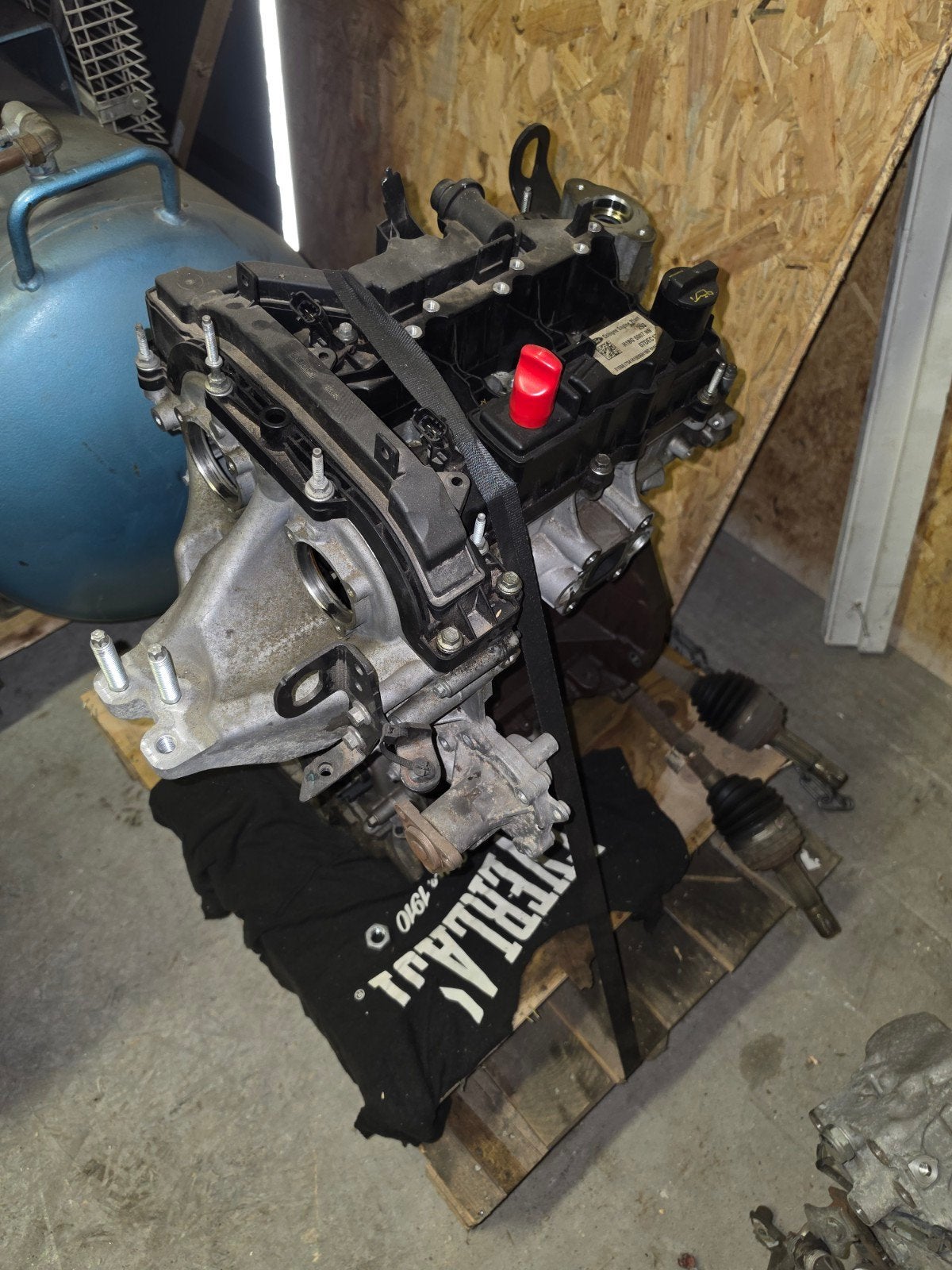 Ford 1.0 EcoBoost Motorblok (H1BG 6007 NB) – Defect, Ophalen of Verzenden