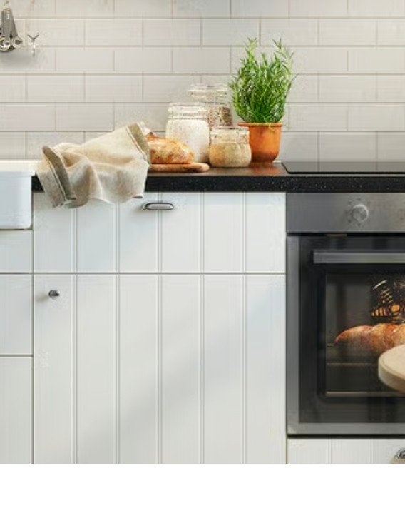 gezocht: deurtje hittarp ikea of vergelijkbaar  met vertikal, Minder dan 50 cm, Ophalen of Verzenden, Zo goed als nieuw, 50 tot 75 cm