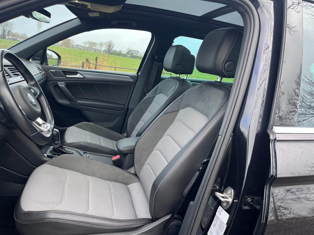 Volkswagen Tiguan 1.5 TSI ACT Highline Business R, pano, tre, Euro 6, 4 cilinders, 150 pk, Zwart