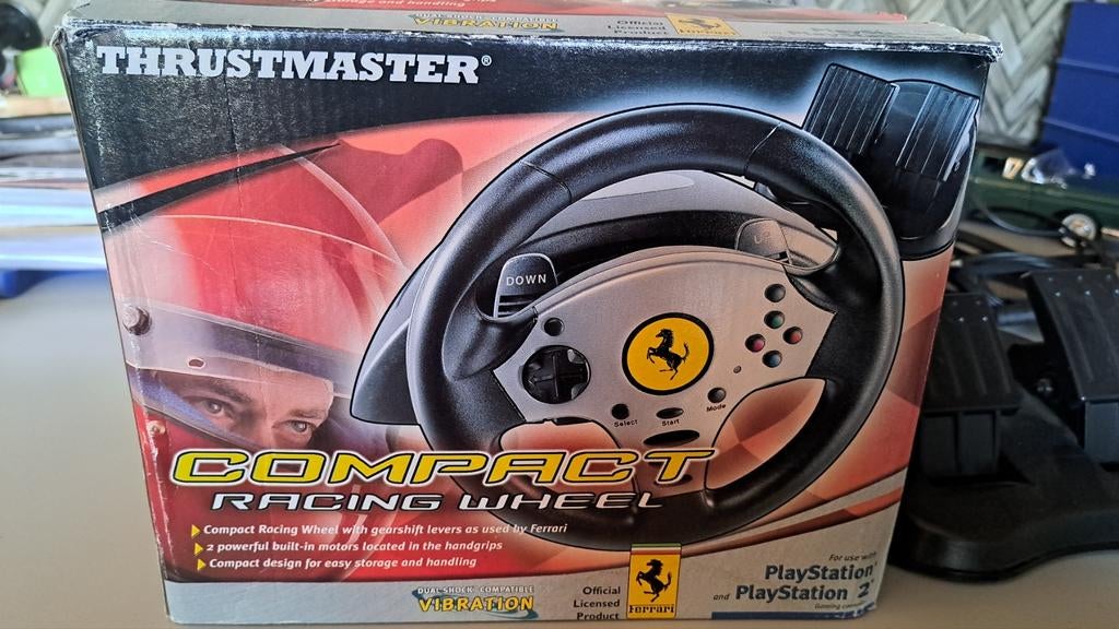 Thrustmaster Ferrari Compact Racing Wheel voor PlayStation, Ophalen, Racestuur, Gebruikt, PlayStation