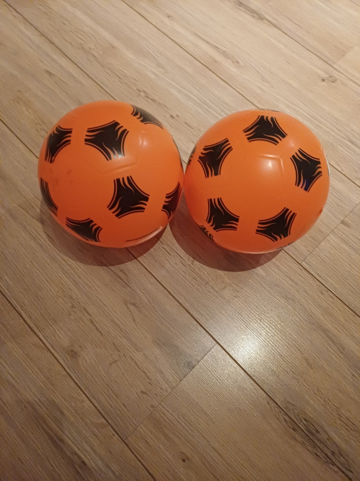 2 nieuwe ballen, Sport en Fitness, Ophalen of Verzenden