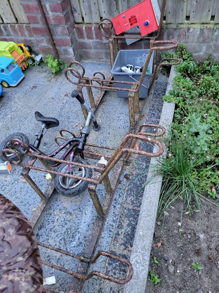Antiek fietsenrek, Fietsen en Brommers, Fietsaccessoires | Fietsenrekken, Ophalen