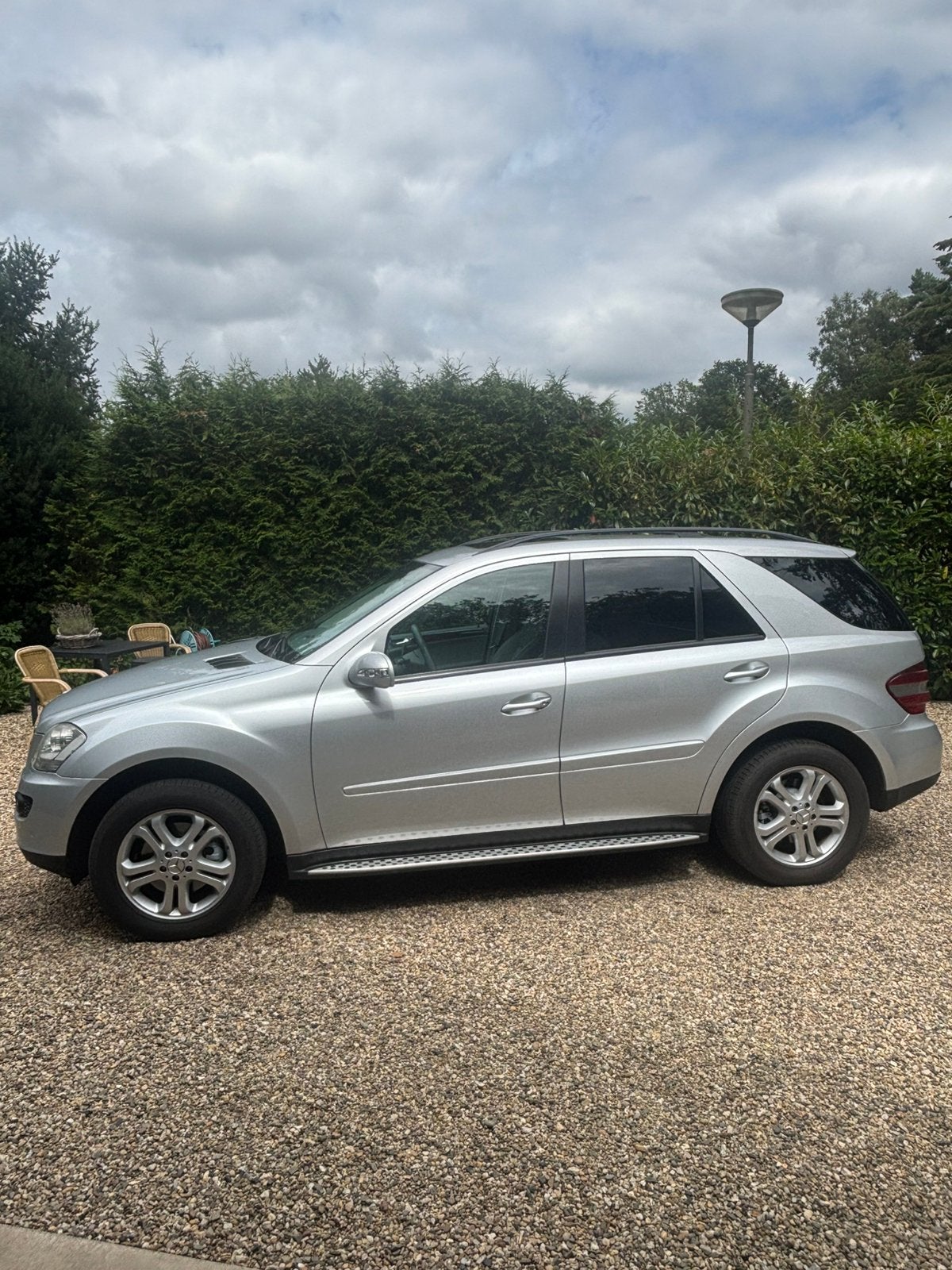 Mercedes-Benz YOUNGTIMER M-klasse 350 4 Matic 183000 km, Auto's, Mercedes-Benz, Automaat, Traction-control, Leder, 272 pk