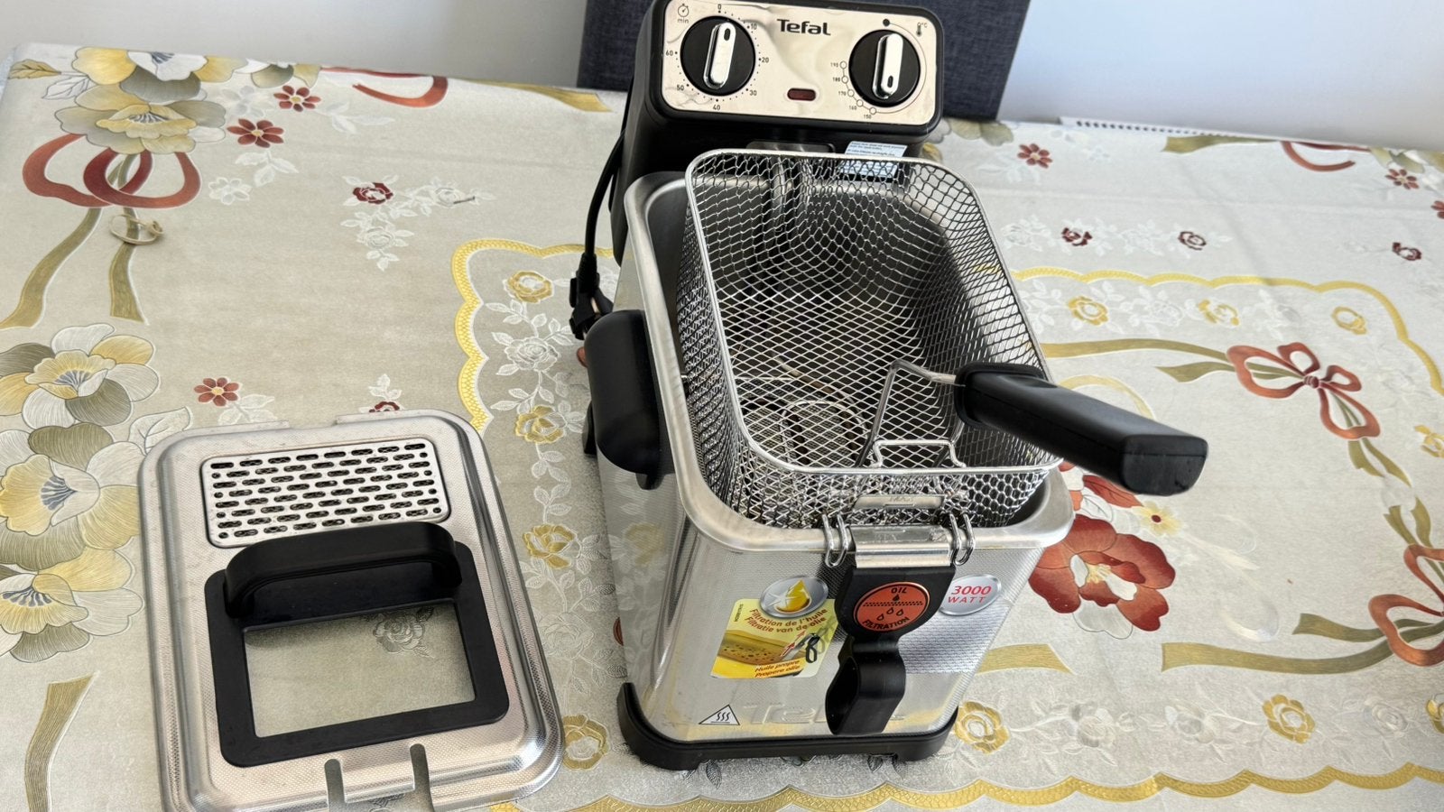 Tefal frituurpan in netjes staat, Witgoed en Apparatuur, Frituurpannen, Ophalen, Zo goed als nieuw