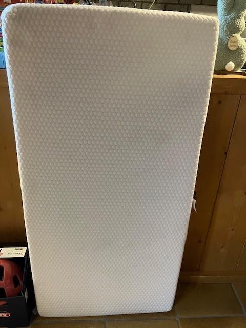 matras ledikant Aerosleep, Ophalen, Zo goed als nieuw, Ledikant