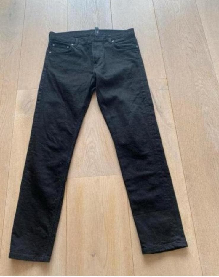 Weekday friday 31/30 nieuwstaat, Ophalen of Verzenden, Zo goed als nieuw, Zwart, W30 - W32 (confectie 38/40)