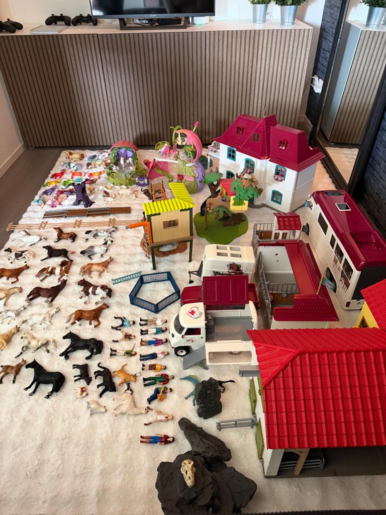 Schleich, enorme collectie, Kinderen en Baby's, Speelgoed | Overig, Zo goed als nieuw, Jongen of Meisje, Ophalen
