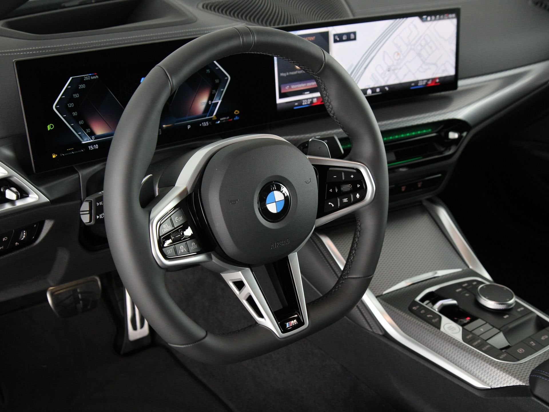 BMW 4 Serie Cabrio 420i M-Sport Pro (bj 2026, automaat), Auto's, Gebruikt, 4 stoelen, Bedrijf, Automatische klimaatregeling