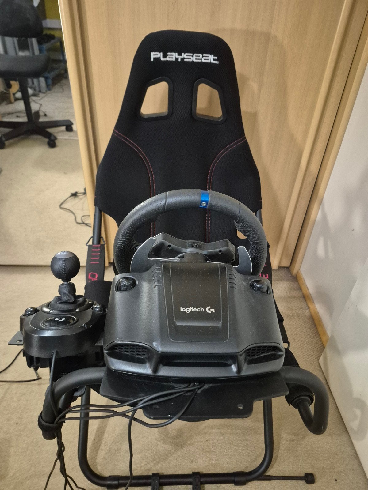 Playseat met Logitech G29 racestuur, pedalen en schakelpook, Spelcomputers en Games, Ophalen, Online, 1 speler, Racen en Vliegen