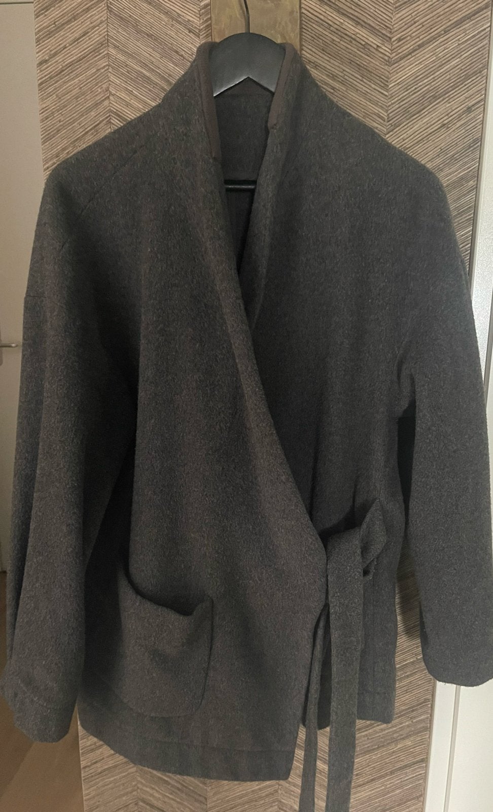 Jasje/vest van club L’ AVENIER izgst grijs maat M, Kleding | Dames, Jassen | Winter, Ophalen of Verzenden, Zo goed als nieuw, Maat 38/40 (M)