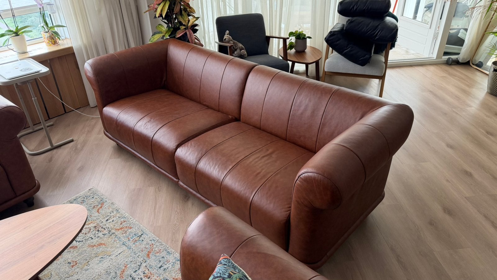 Set van drie IKEA VISKAFORS / HÖGALID-banken – bruin, Huis en Inrichting, Ophalen, Zo goed als nieuw