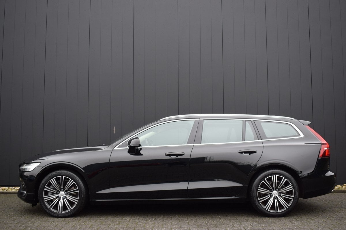 Volvo V60 2.0 T5 250pk Automaat Inscription Zwart Leder | Pa, Auto's, 15 km/l, 4 cilinders, Zwart, Leder
