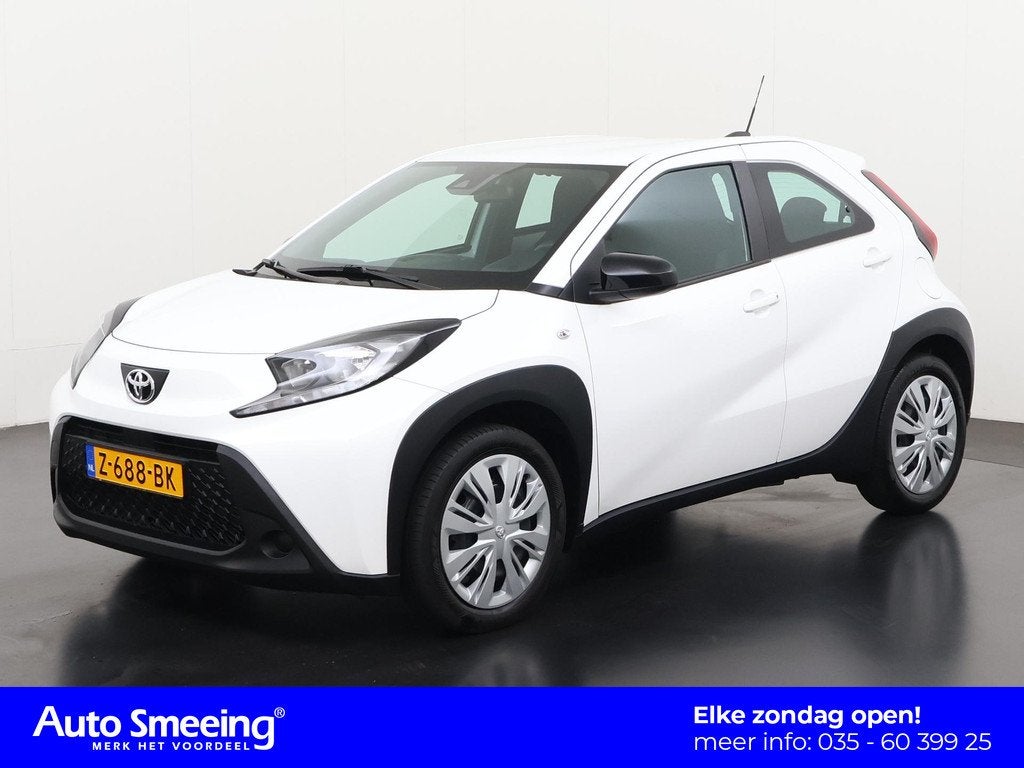 Toyota Aygo X 1.0 VVT-i MT Play | Camera | Apple/Android Car, Auto's, Toyota, 12 maanden, Stof, Gebruikt, 920 kg