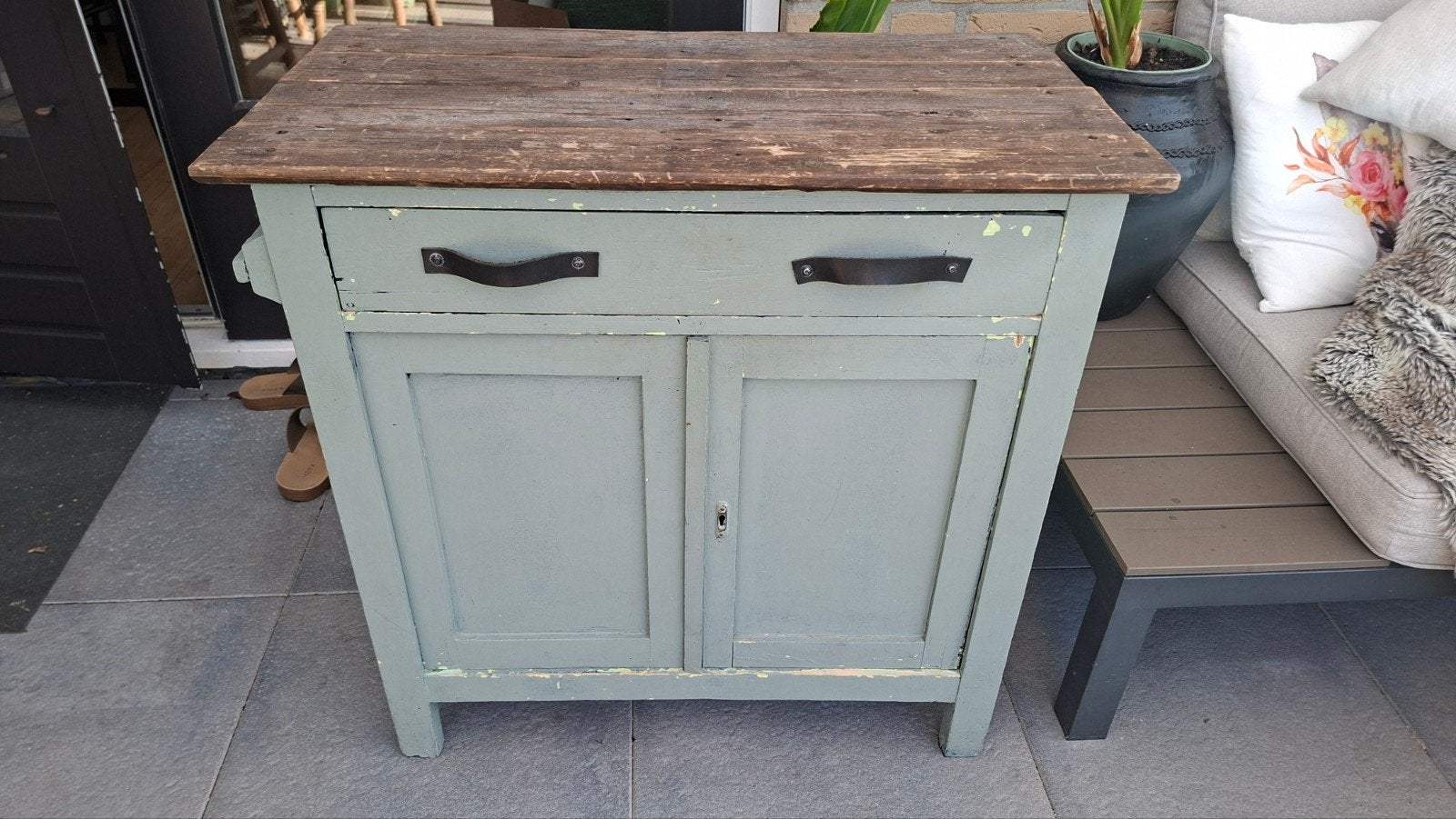 Vintage dressoir/kastje met houten blad, Ophalen