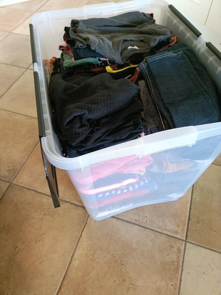 Volle doos met kinderkleding (meisje) maat 104-122, Kinderen en Baby's, Kinderkleding | Overige, Ophalen of Verzenden, Meisje