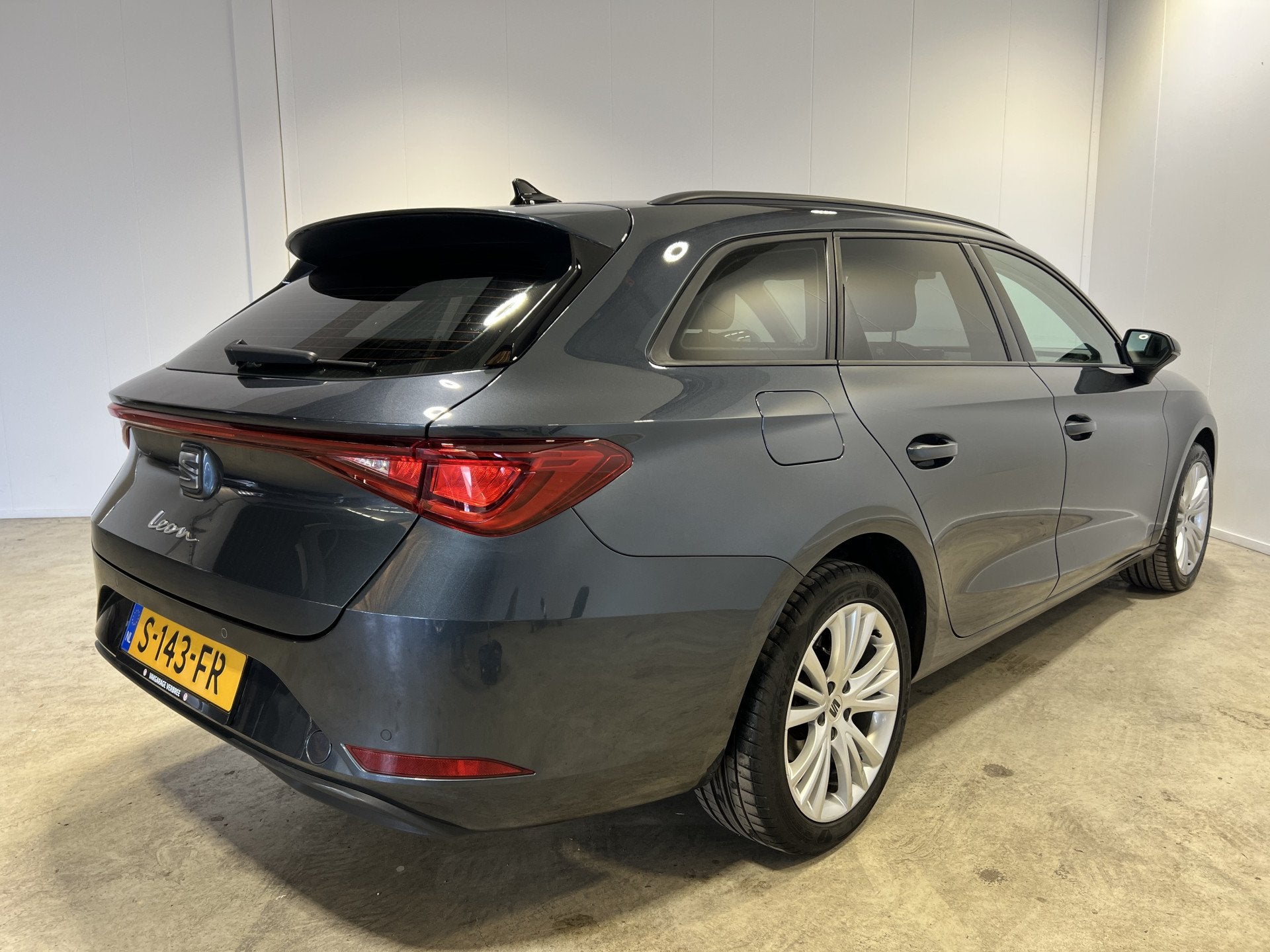 SEAT Leon Sportstourer 1.0 TSI Style | Apple Carplay/ Androi, Auto's, Voorwielaandrijving, 12 maanden, Stof, Euro 6