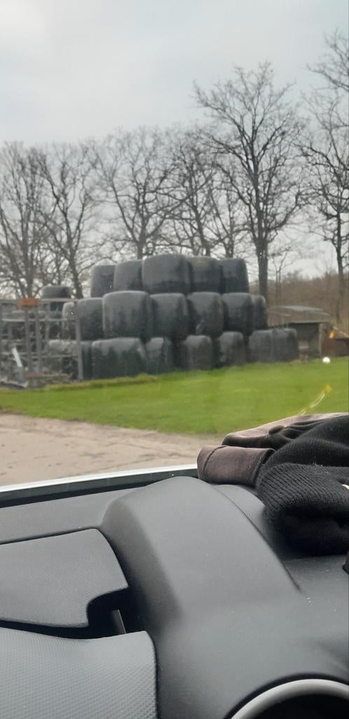 Ronde balen, Dieren en Toebehoren, Dierenvoeding, Ophalen of Verzenden, Vee