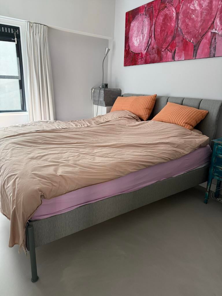IKEA TÄLLÅSEN gestoffeerd bed 180x200 cm, Ophalen, Overige typen, Tweepersoons, Zo goed als nieuw