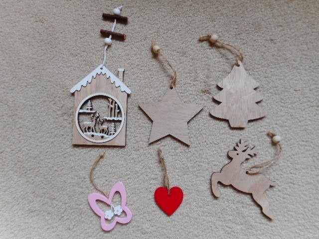 6 houten hangers samen € 3,00 Nieuw, Ophalen of Verzenden, Nieuw
