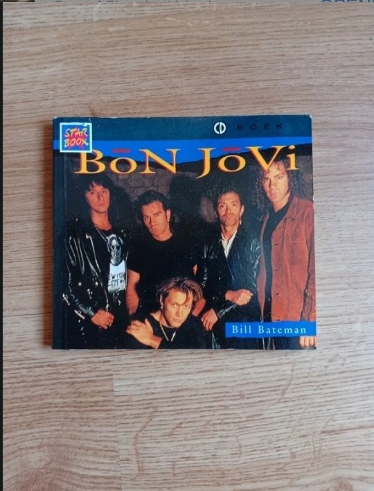Boekje Bon Jovi "cd boeken verzameling", Ophalen of Verzenden, Zo goed als nieuw, Artiest, Bill Bateman