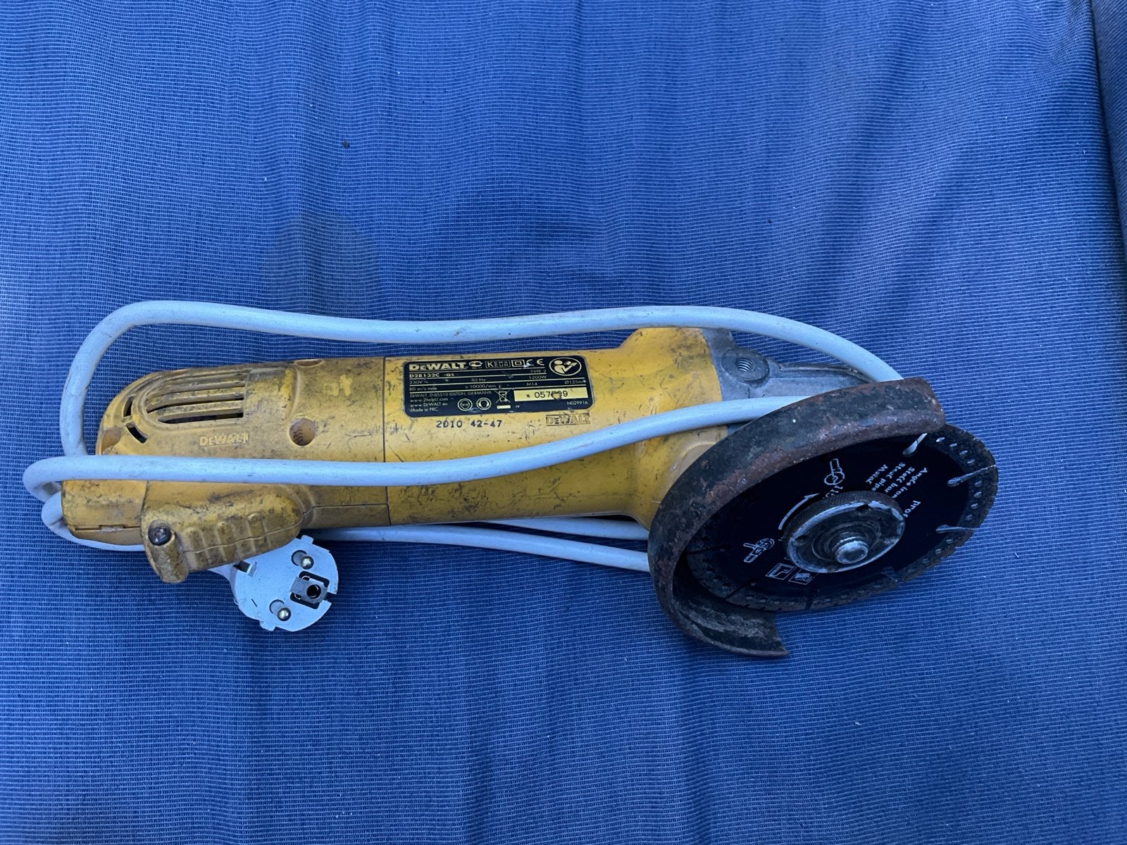 DeWalt Haakse Slijpmachine - Gebruikt, Doe-het-zelf en Verbouw, Ophalen of Verzenden, Gebruikt, 700 tot 1000 watt, Haakse handslijpmachine