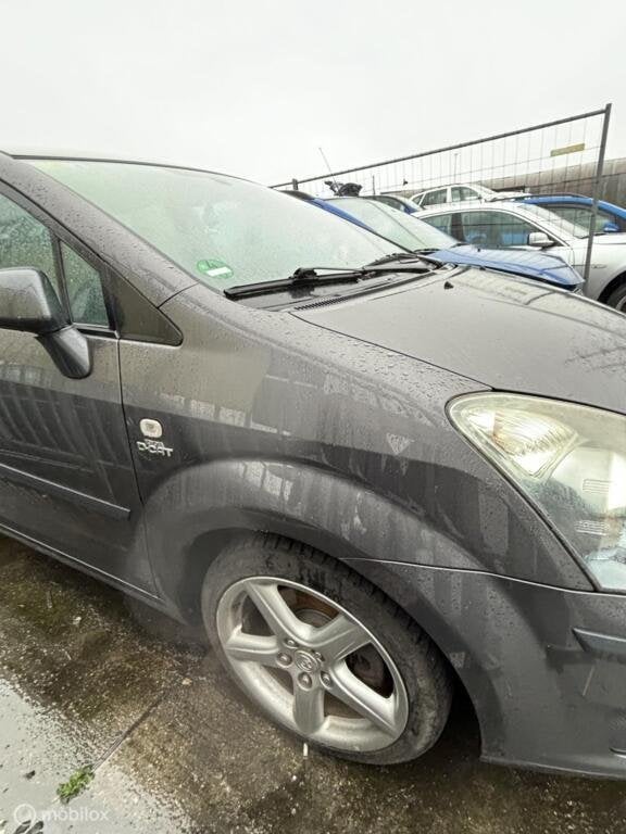 Voorscherm rechts Toyota Corolla Verso