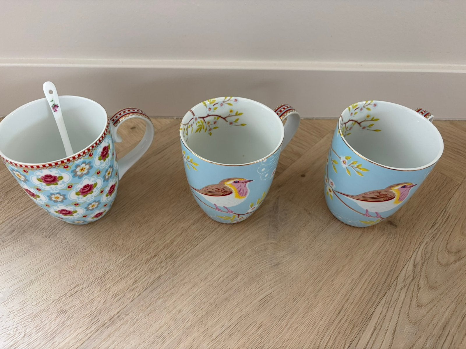 Pip studio servies 3 mokken blauw, Huis en Inrichting, Pip Studio, Ophalen of Verzenden, Zo goed als nieuw, Overige stijlen