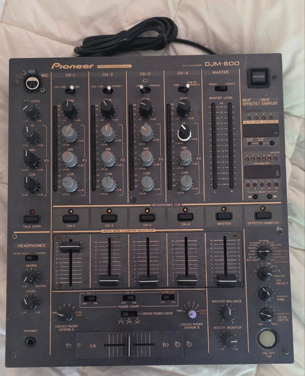 Pioneer DJM-600 DJ Mixer, 4-kanaals mixer, Ophalen of Verzenden, Gebruikt, Dj-set, Pioneer