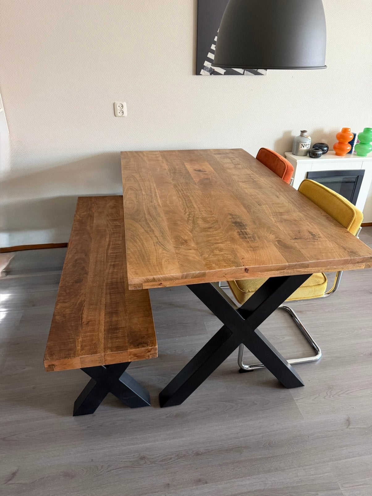 Eettafel set - slechts een half jaar oud, Huis en Inrichting, Tafels | Eettafels, Ophalen, 50 tot 100 cm, Zo goed als nieuw, 150 tot 200 cm