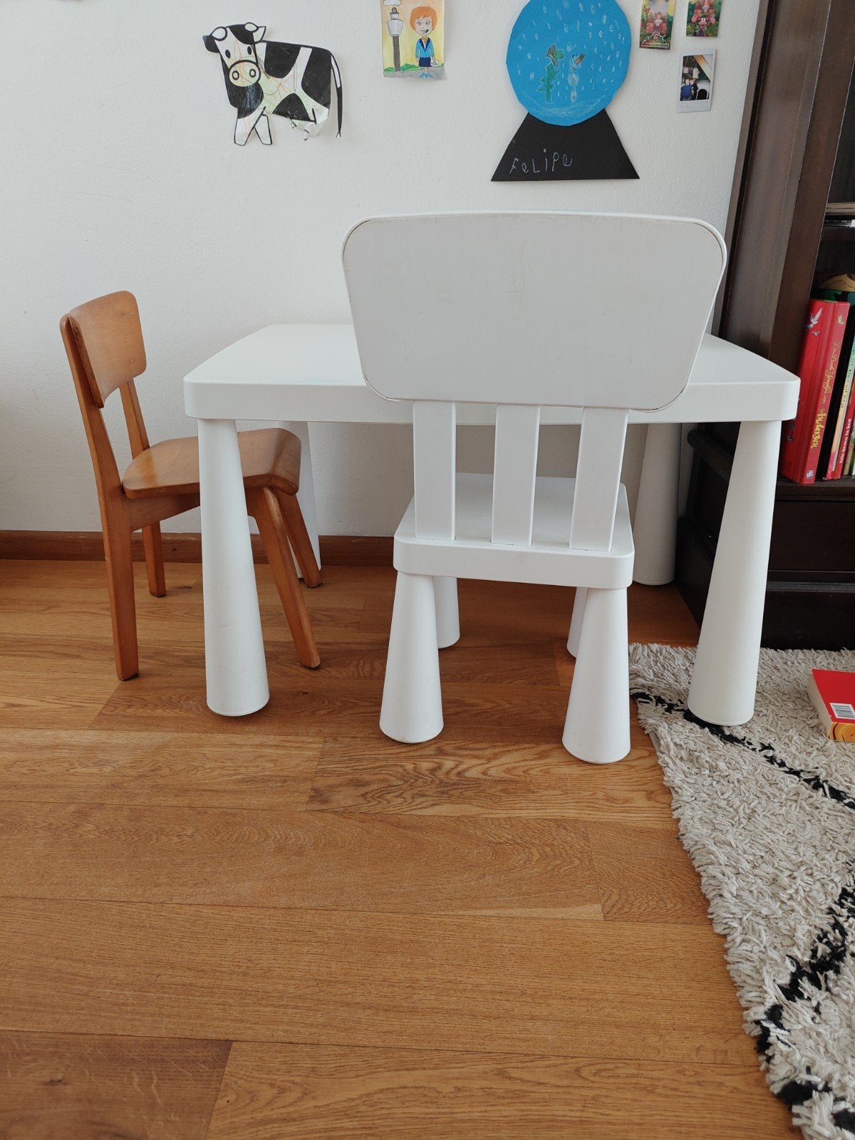 IKEA Mammut tafel en witte stoel, Ophalen, Gebruikt, Tafel(s) en Stoel(en)