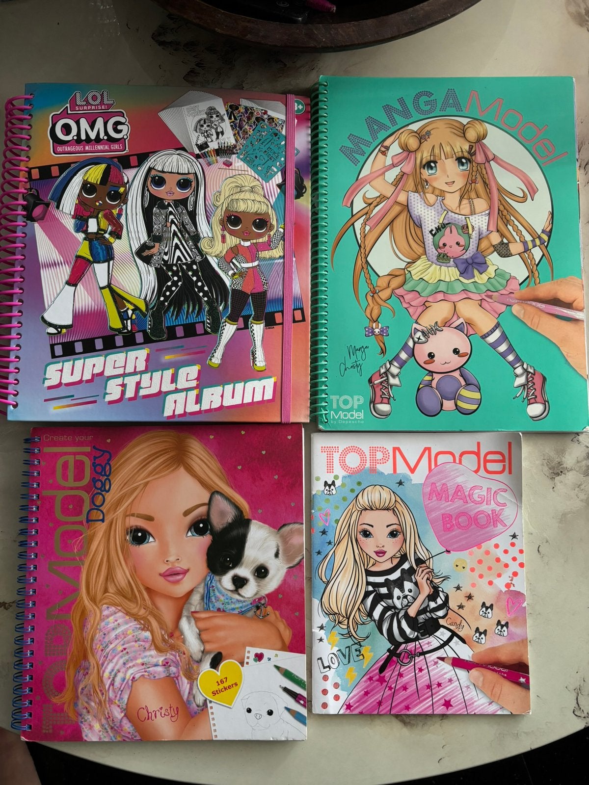 L.O.L. OMG, Top Model Manga,Top Model, TopModel Magic Book, Ophalen of Verzenden, Zo goed als nieuw, Boek of Gids