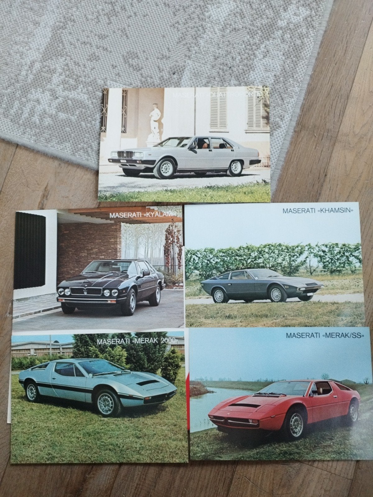Maserati Brochure/Folder 1979 - 5 Foto's plus techn info, Maserati, Ophalen of Verzenden, Zo goed als nieuw, Overige merken