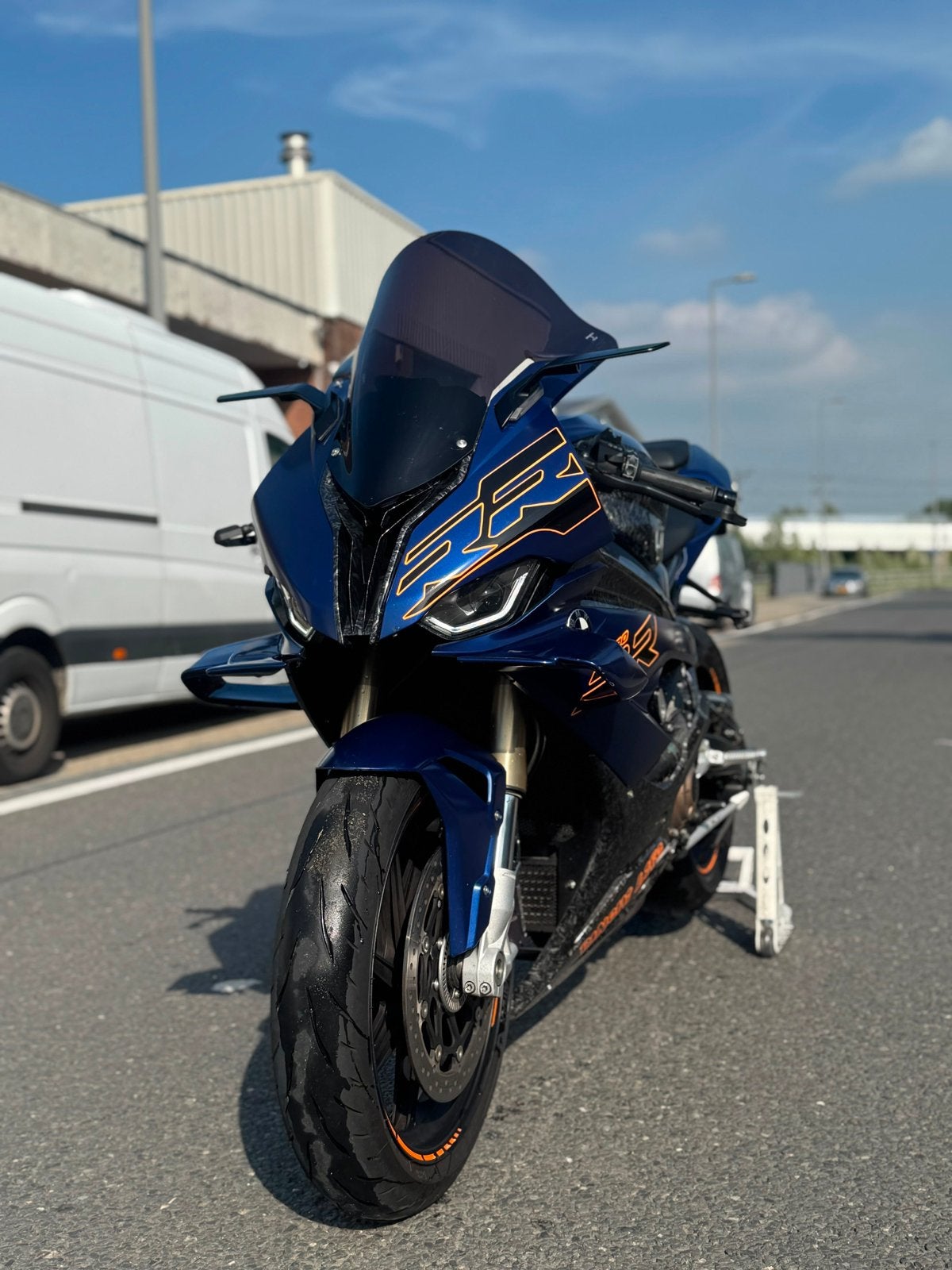 BMW S1000RR  - Custom Forged Carbon & Akrapovic, Occasion, 4 cilinders, Motorrijbewijs A, Handvatverwarming