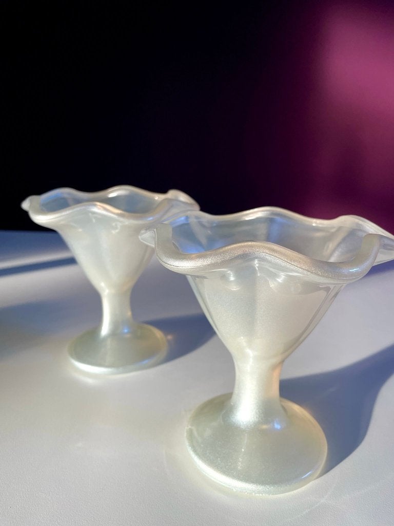 Midcentury parelmoer glazen ijscoupes (4), Bormioli Italië., Huis en Inrichting, Vintage, Ophalen of Verzenden, Kom(men), Glas