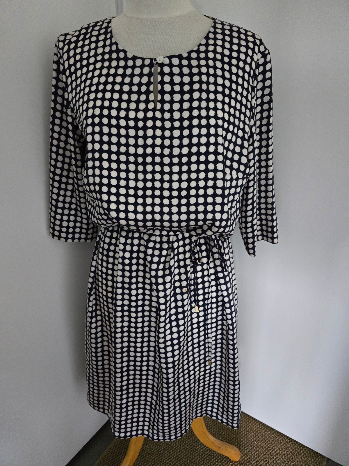Lilytime mooie jurk maat 44, Kleding | Dames, Jurken, Ophalen of Verzenden, Zo goed als nieuw, Maat 42/44 (L), Onder de knie