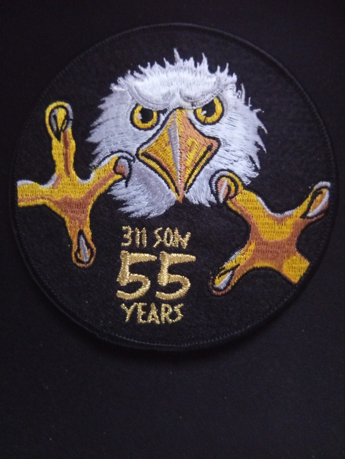 patch 55 jaar 311 squadron, Ophalen of Verzenden, Zo goed als nieuw, Embleem, Speld of Insigne