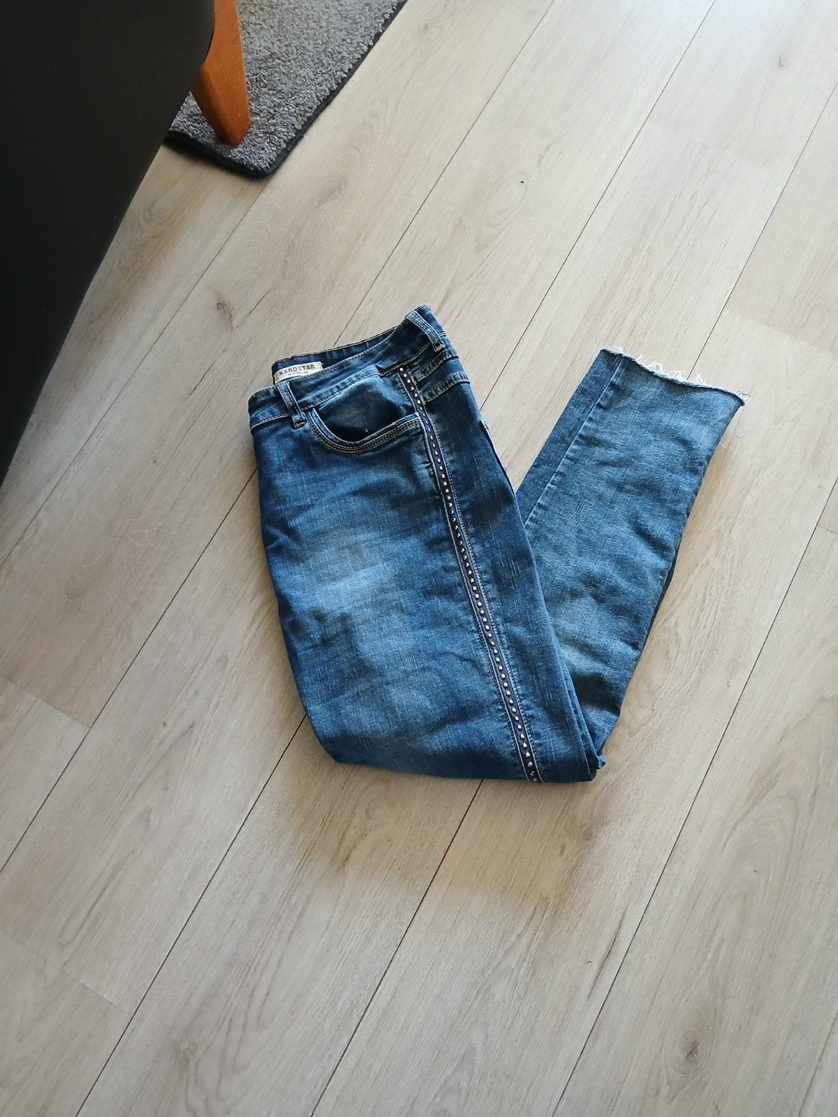 KAROSTAR  mooie spijkerbroek mt 46, KAROSTAR, Overige jeansmaten, Zo goed als nieuw, Verzenden