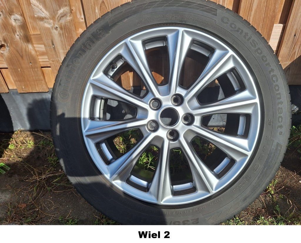 Foto 7 van Originele 18 Inch velgen Ford Kuga Vignale