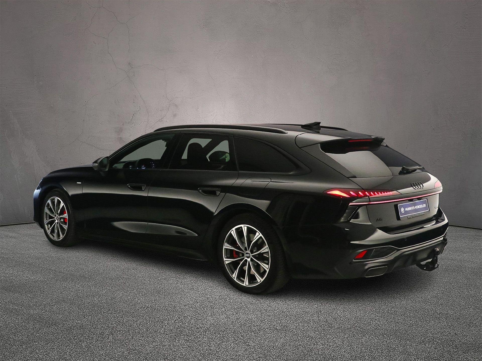 Audi A6 Avant 2.0 e-hybrid quattro S edition Competition | T, Auto's, Audi, Stof, Gebruikt, 4 cilinders, 150 min