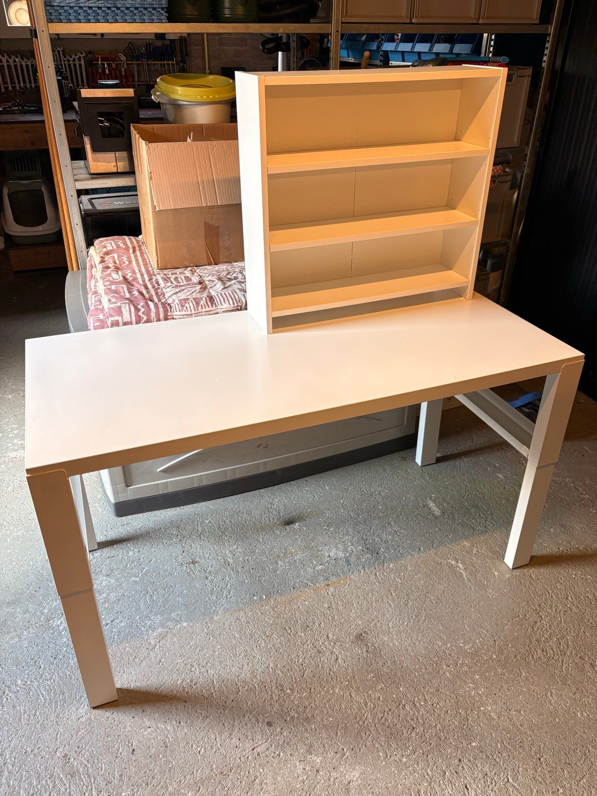 IKEA Bureau, Huis en Inrichting, Ophalen, In hoogte verstelbaar, Gebruikt, IKEA