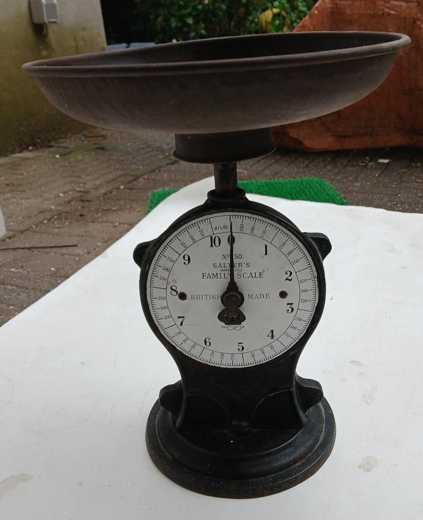 Weegschaal uit 1900 Volharding Den Haag Salter’s (BIJK-22), Witgoed en Apparatuur, Weegschalen, Ophalen, Personenweegschaal, Minder dan 10 kg