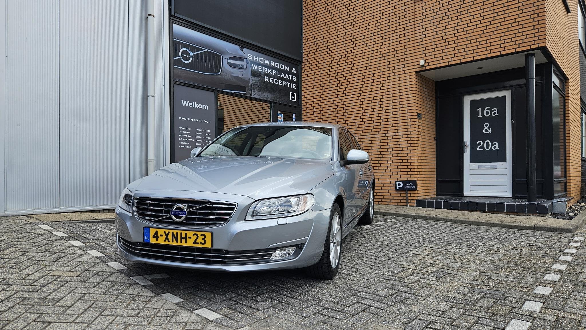 Volvo S80 2.0 T5 Momentum, Automatische klimaatregeling, Euro 6, 4 cilinders, 1969 cc