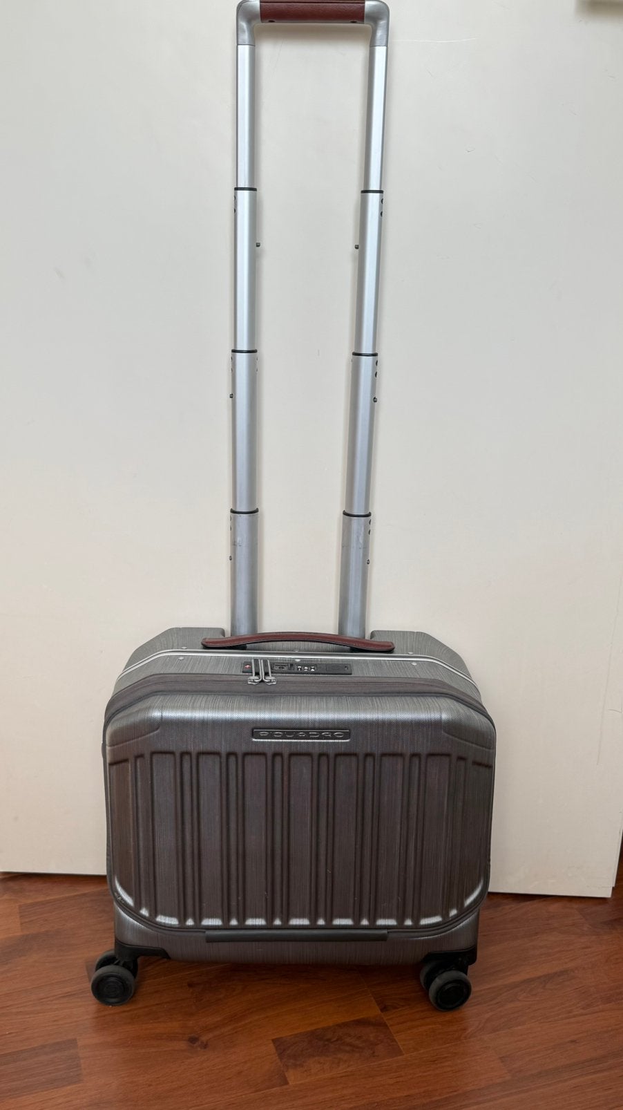 Piquadro laptop trolley – harde schaal – USB & TSA‑slot, Hard kunststof, Slot, Minder dan 50 cm, Ophalen of Verzenden