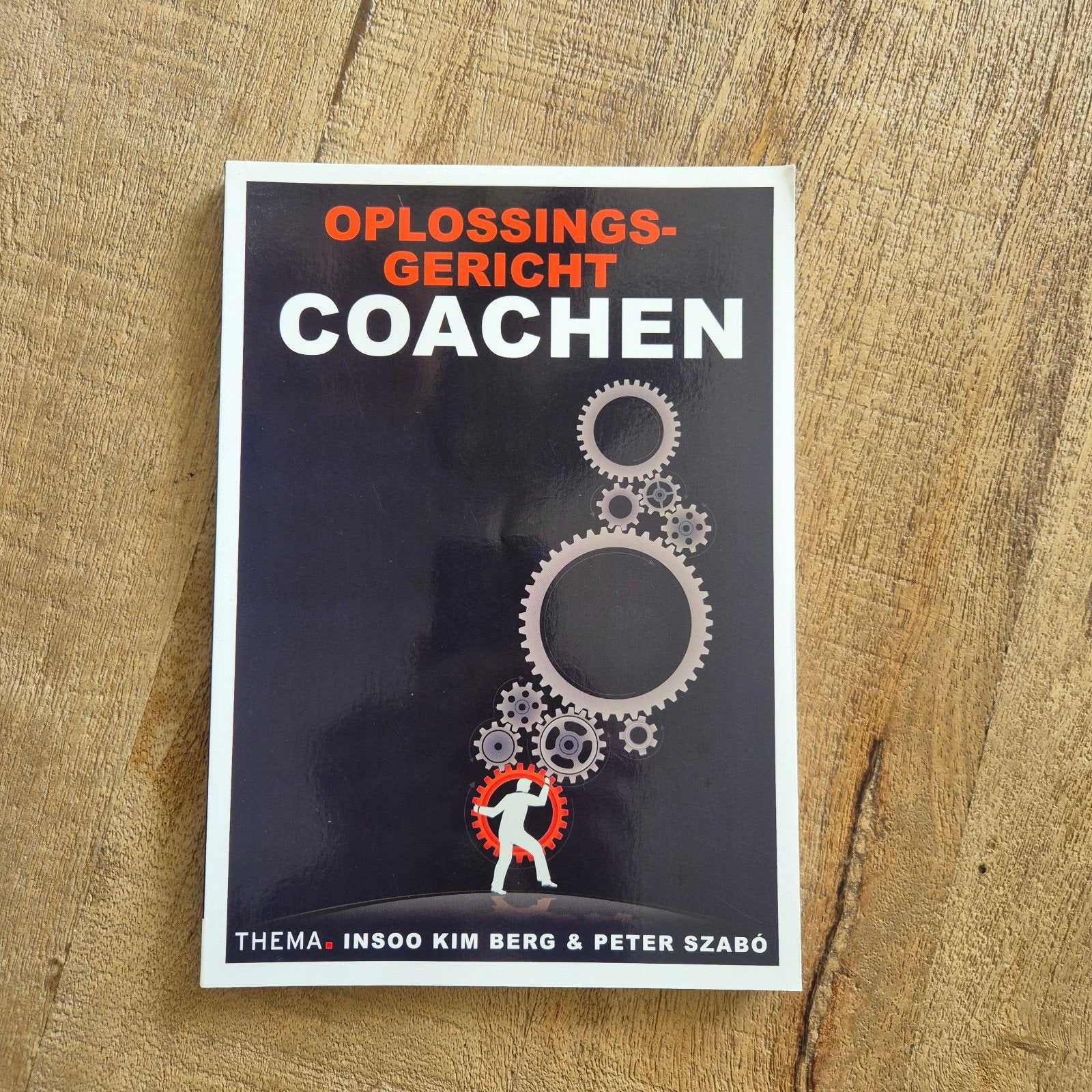 Oplossingsgericht Coachen - Insoo Kim Berg & Peter Szabó, Ophalen of Verzenden, Zo goed als nieuw, Insoo Kim Berg & Peter Szabó