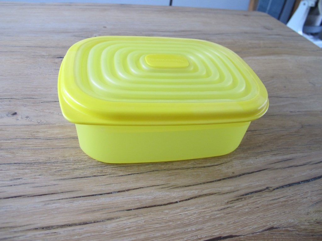Tupperware, bak, doos, ruimtespaarder, Geel, Ophalen of Verzenden, Zo goed als nieuw, Luchtdicht