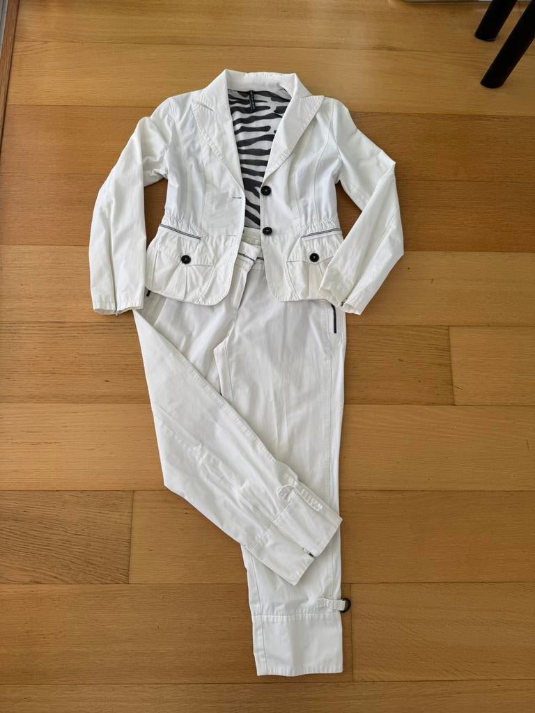 Marccain jasje (mt 3) met broek (mt 4), Ophalen of Verzenden, Zo goed als nieuw, Maat 38/40 (M), Wit