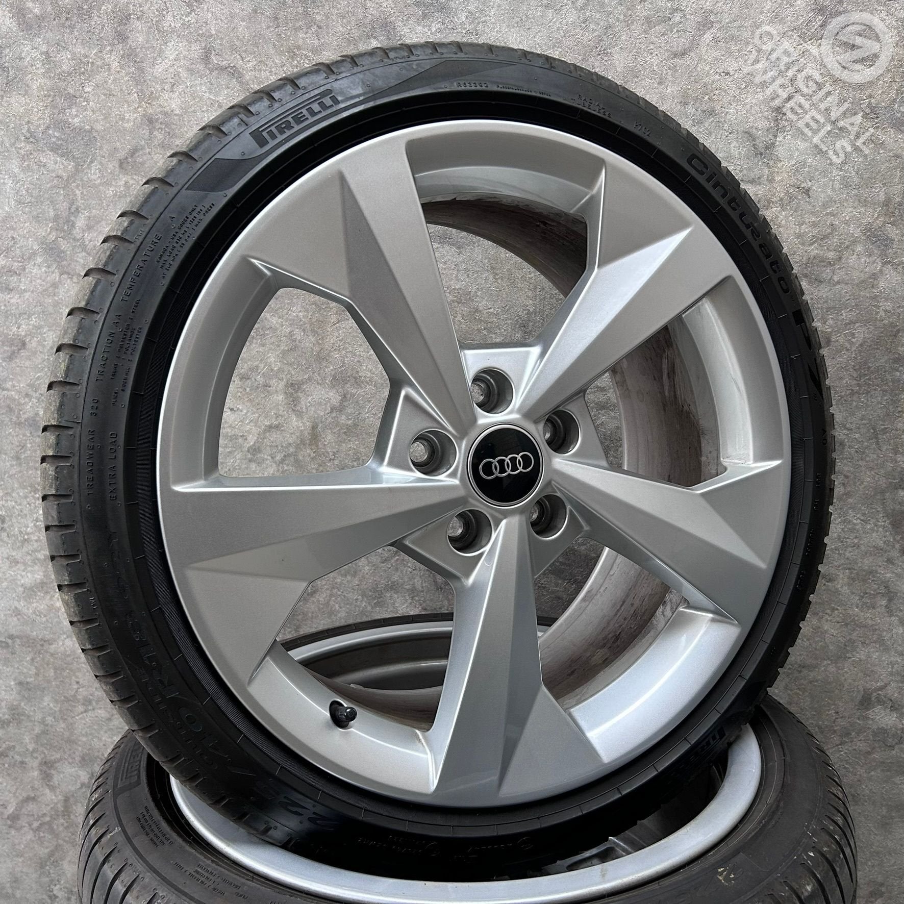 18 inch originele velgen + ️ of ️ banden Audi A3 8Y 8Y, Gebruikt, -, -, Banden en Velgen